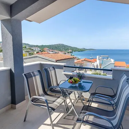 Apartment Katic Razanj