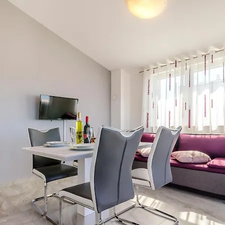 Katic Apartment Razanj