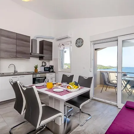 Apartment Katic *