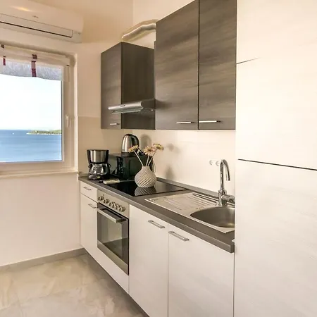Katic Apartment Razanj